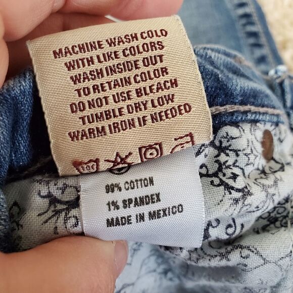 BIG STAR Casey Low Rise Fit Distressed Bermuda Shorts - Picture 5 of 6